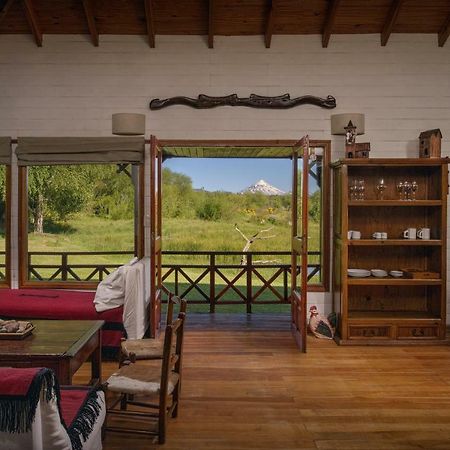 Spring Creek Lodge Junín de los Andes Екстериор снимка